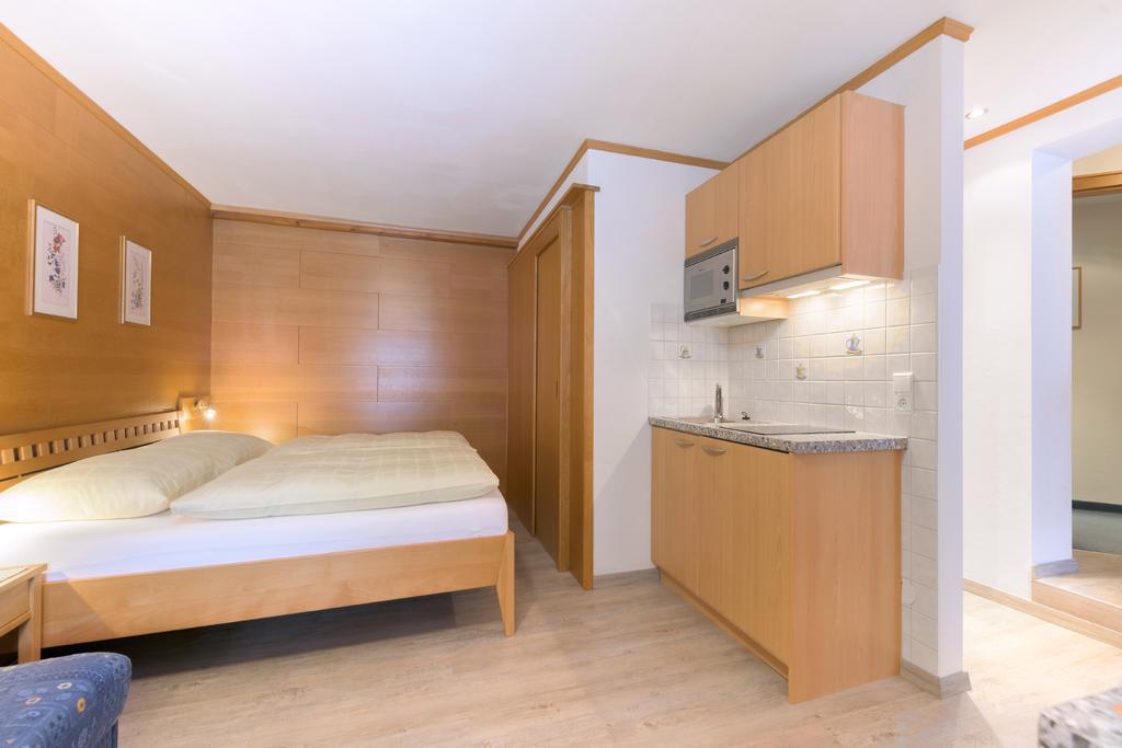 Appartement Haus Meneweger à Flachau Extérieur photo