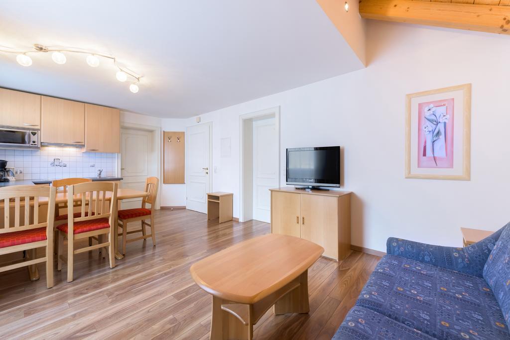 Appartement Haus Meneweger à Flachau Extérieur photo