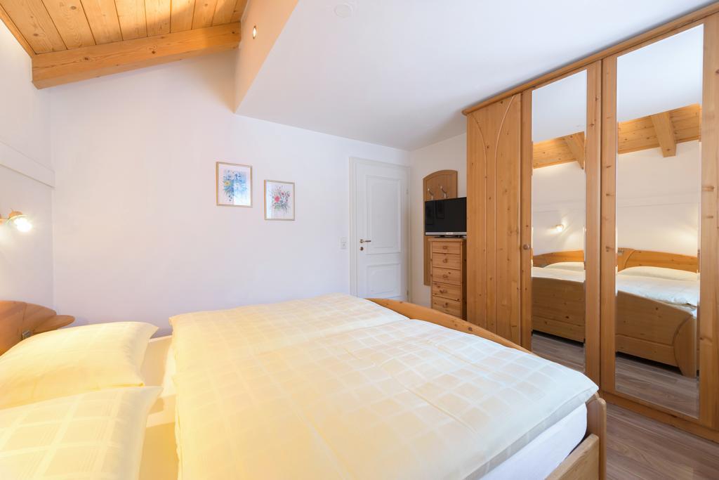 Appartement Haus Meneweger à Flachau Extérieur photo