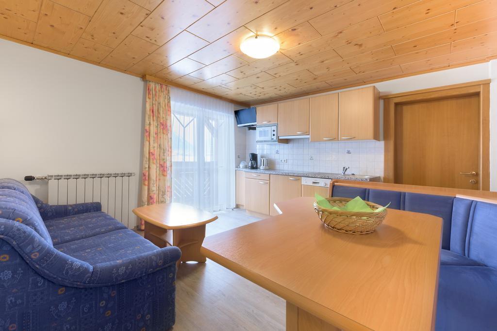 Appartement Haus Meneweger à Flachau Extérieur photo