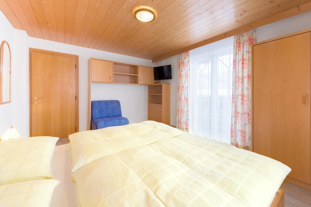 Appartement Haus Meneweger à Flachau Extérieur photo